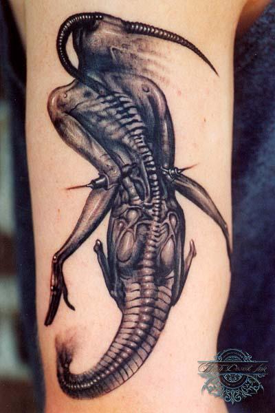 V's Tattoo Portfolio Black/Gray 9